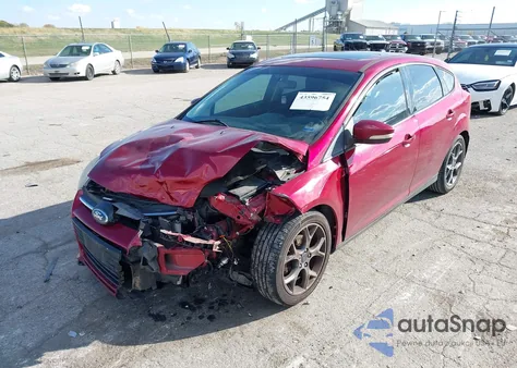 2013 Ford Focus Se z USA, uszkodzony, nr VIN 1FADP3K2XDL297690